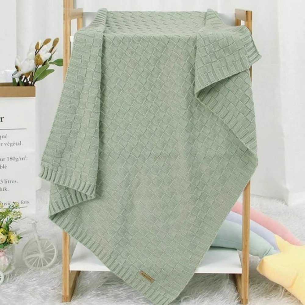 Thick Wind Stopping Knitted Baby Blanket